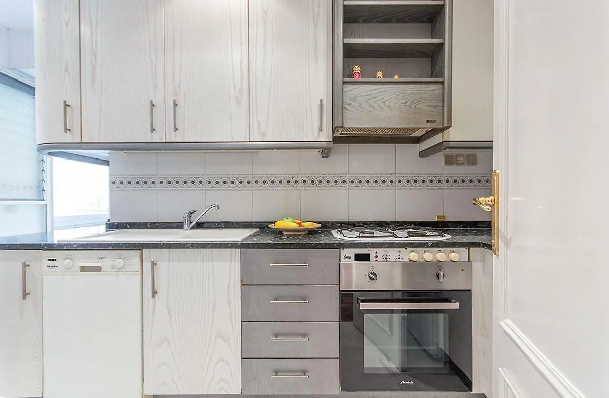 ברצלונה Your Home - Central Apartment ספרד